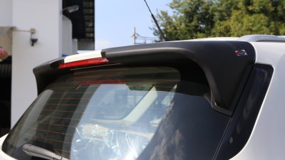 35 สปอยเลอร์หลัง (V 1)