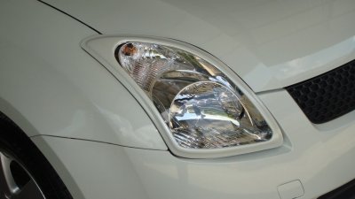 3 Head Lamp Cover (Chrome)