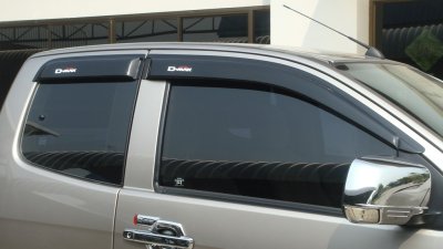 3 Weather Guard (Space Cab)