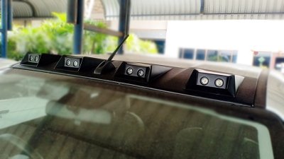 45 Front Roof Decoration with DRL