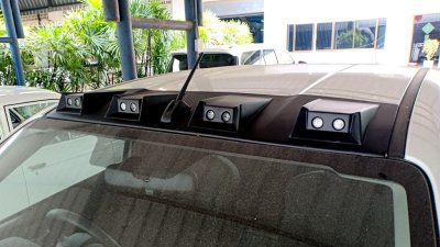 45 Front Roof Decoration with DRL