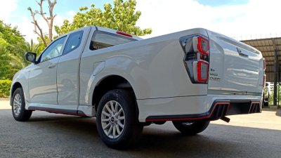 49 Rear Skirt (2WD) Cab (Artimo) 2pcs