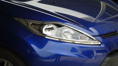 4 Head Lamp Cover (Chrome)