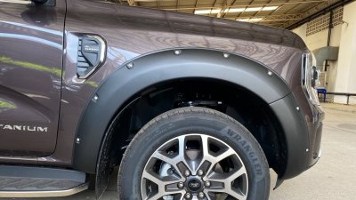 12 คิ้วล้อ Fender Flares Rear (V.5)