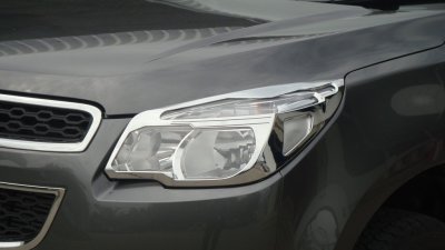 4 ครอบไฟหน้า