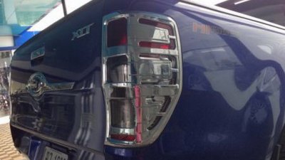 6 Tail Lamp Cover (Chrome)
