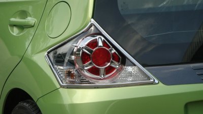 4 ครอบไฟท้าย