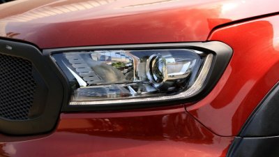 1 ครอบไฟหน้า