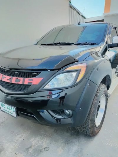 4 ครอบไฟหน้า