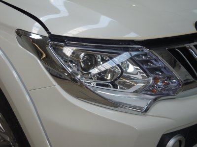 5 ครอบไฟหน้า