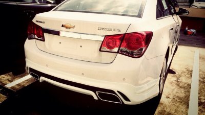 2 สเกิร์ตรอบคัน (V 2) ทรง SPORT