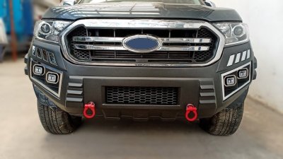 42 Front Bumper Cover (Artimo)