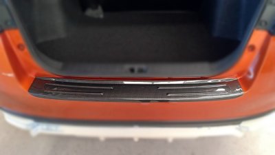 7 Rear Bumper Step Cover (Chrome)