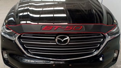 7 คิ้วฝากระโปรงหน้า