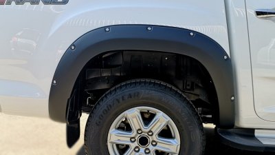 8 คิ้วล้อ มีเซนเซอร์ (V 3)