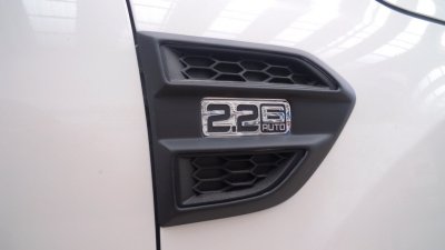 8 ครอบแก้มข้าง