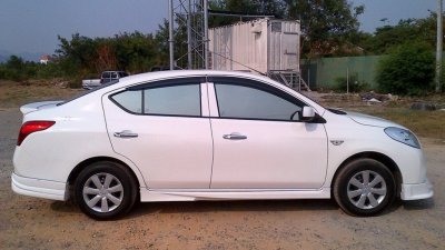 7 สเกิร์ตรอบคัน (V 1)