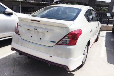 10 สเกิร์ตรอบคัน (ปี 2014) ทรง Nismo