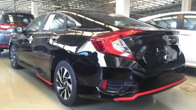 9 เสกิร์ตรอบคัน V 2 (ทรง Artimo)