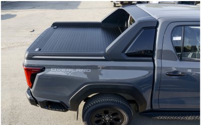 23 Roller up Toyota Hilux Travo Electric 2026