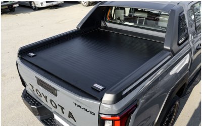 23 Roller up Toyota Hilux Travo Electric 2026