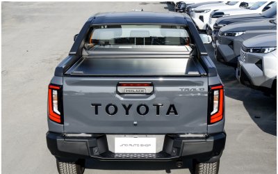 23 Roller up Toyota Hilux Travo Electric 2026