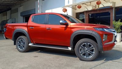 15 Front Fender Flares (V 3) 4dr