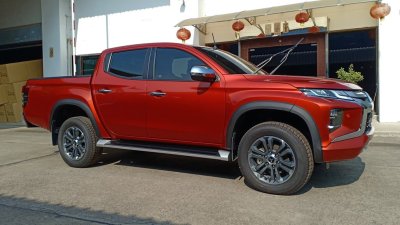 16 คิ้วล้อ (V 4)