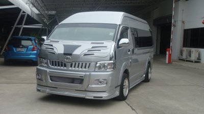 86 ชุดแต่งรอบคัน Hiace 2008