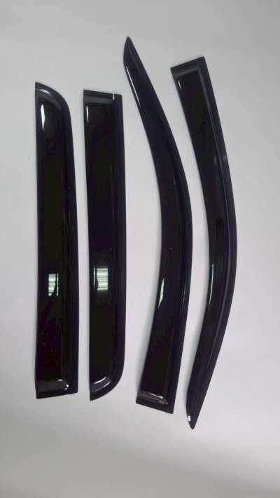 1 กันสาด Toyota Hilux Travo ปี 2026