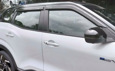 7 Weather guard MITSUBISHI XFORCE 2025