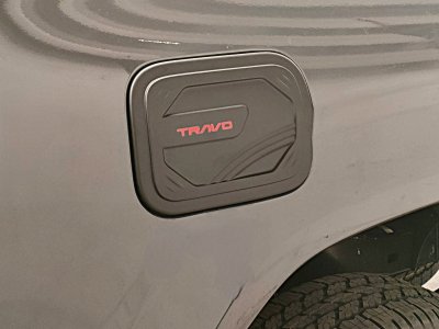 2 ครอบฝาถังน้ำมัน Travo 2026 รุ่น 4ประตู