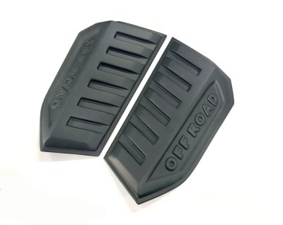 39 SCOOP Hood Side Trim TRAVO 2026