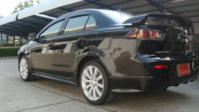 15 Front Skirt (Sport-R Style)