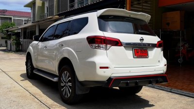 7 สเกิร์ตรอบคัน (V 1) ทรงห้าง