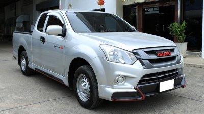 35 สเกิร์ตรอบคัน  ทรง X-series (ปี2018) (2WD) Cab