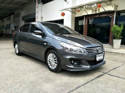 6 สเกิร์ตรอบคัน