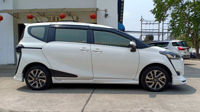 14 Front Skirt (V.3)