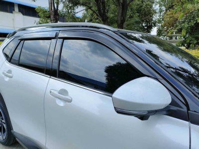 1 กันสาดประตูรถยนต์ TOYOTA YARIS CROSS 2023