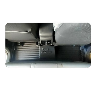 8 ถาดปูพื้นรถยนต์ YARIS CROSS (Year 2023)