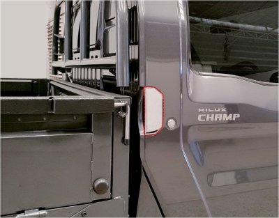 5.ครอบมือจับประตู (2 ชิ้น) รุ่นช่วงยาว Toyota Hilux Champ 2024