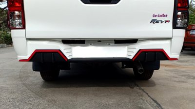 15.ครอบกันชนท้าย (V.2) Toyota Revo 2020