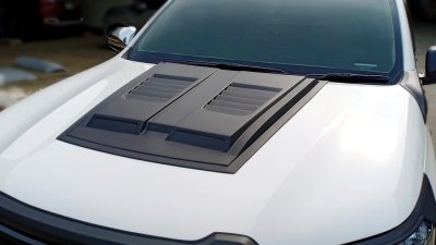 4.Bonnet Hood Scoop (V.1) Toyota Revo 2020