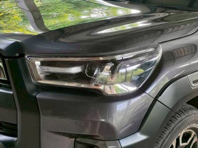 32.ครอบไฟหน้า อะคริลิค Toyota Revo 2020