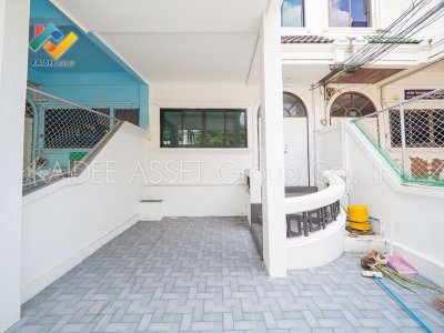 ทาวน์เฮ้าส์ รัชดา ซอย 3 ดินแดง พระราม 9 ทาวน์เฮ้าส์ รัชดา ซอย 3 ดินแดง พระราม 9