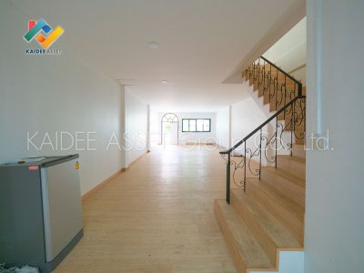 ทาวน์เฮ้าส์ รัชดา ซอย 3 ดินแดง พระราม 9 ทาวน์เฮ้าส์ รัชดา ซอย 3 ดินแดง พระราม 9