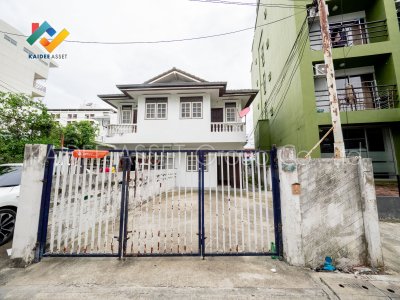 บ้านแฝด ซอย เสือใหญ่ รัชดาภิเษก 36 บ้านแฝด ซอย เสือใหญ่ รัชดาภิเษก 36