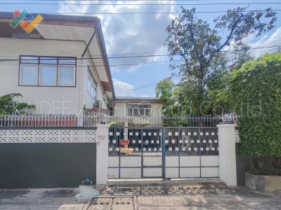 บ้านเดี่ยว ซอย จรัญสนิทวงศ์ 65 ใกล้ รถไฟฟ้า MRT สิรินธร