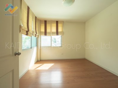 บ้านเดี่ยว รสิกา วิลล่า การ์เด้น 1 รัตนาธิเบศร์ บ้านเดี่ยว รสิกา วิลล่า การ์เด้น 1 รัตนาธิเบศร์