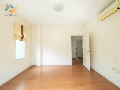 บ้านเดี่ยว รสิกา วิลล่า การ์เด้น 1 รัตนาธิเบศร์ บ้านเดี่ยว รสิกา วิลล่า การ์เด้น 1 รัตนาธิเบศร์